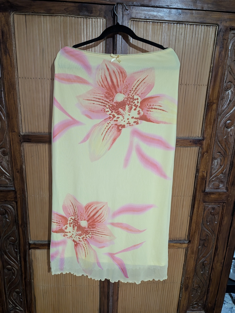 Derek Heart Yellow Skirt with Pink Floral Design XL